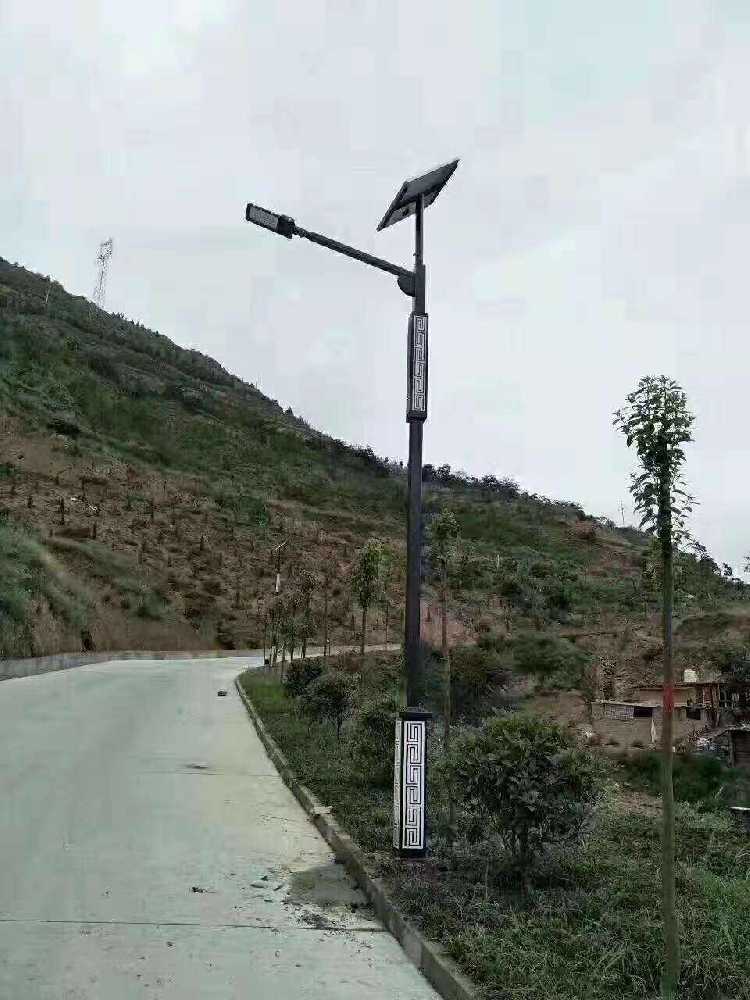 麒麟区仿古太阳能路灯